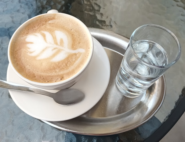 Opinii despre Apatyka Café în České Budějovice - Gastronomie a pohostinství