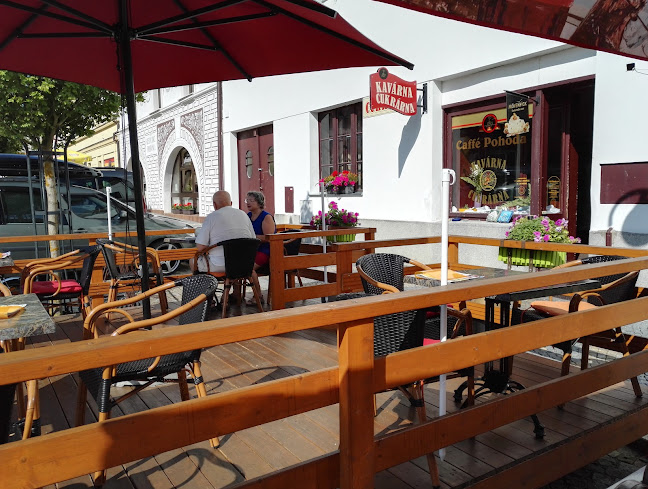 Ellie's Pizza & Kebab Kavarna & Cukrárna