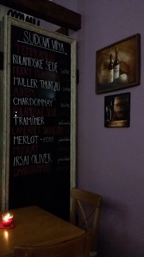 Opinii despre Wine Food Klaret în Litoměřice - Gastronomie a pohostinství