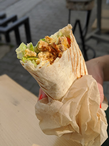 Kikiriki Gril - Gastronomie a pohostinství