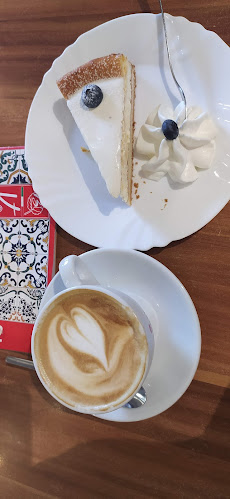 Comentarii opinii despre V Caffé