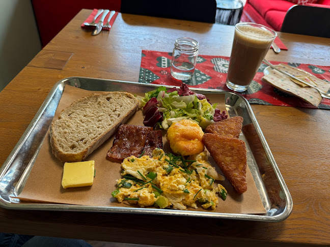 Opinii despre Red Café Prague în Praha 13 - Gastronomie a pohostinství