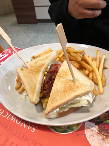 Vinohradská 1897/141, 130 00 Praha 3-Žižkov