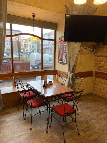 Mirage Bar - tankové pivo RADEGAST 12° - Gastronomie a pohostinství