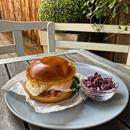 Café Perón - Gastronomie a pohostinství