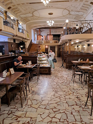 Golčova 1/2, 148 00 Praha-Kunratice