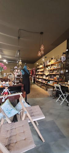 Opinii despre Škvorecký Café în Náchod - Gastronomie a pohostinství