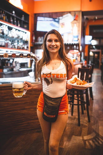 Restaurace HOOTERS Havelská - Gastronomie a pohostinství