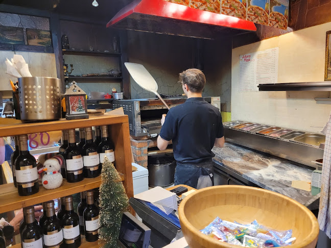 Comentarii opinii despre Johnny Pizza Bistro (Takeaway)