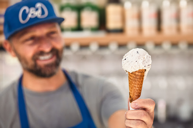 MAISON cafe restaurant