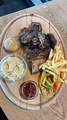 Comentarii opinii despre KD Pub