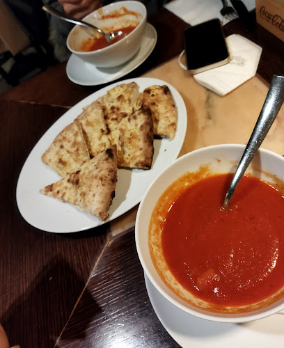 Opinii despre Pizza Coloseum - Zlatý Anděl în Praha - Gastronomie a pohostinství