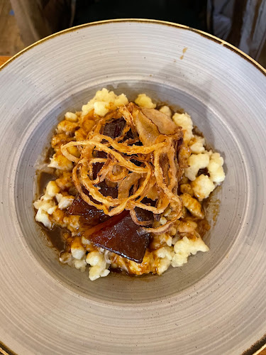 Restaurace Malostranská beseda - Gastronomie a pohostinství