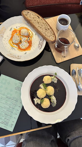 Šmeralova 272/22, 170 00 Praha 7-Bubeneč