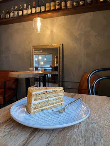 Comentarii opinii despre Café Klišé