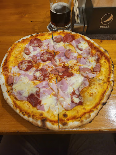 Opinii despre Pizzerie U Hradeb în Prostějov - Gastronomie a pohostinství