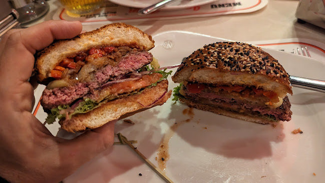 Comentarii opinii despre James Dean Prague