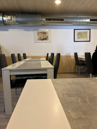 Opinii despre bonjuk and dosirak cafe în Praha - Gastronomie a pohostinství