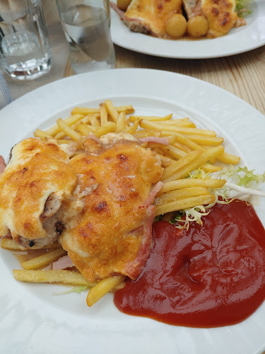 Rodinná Restaurace Pod Lípami - Gastronomie a pohostinství