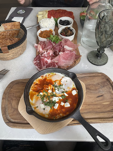 Fjaka Wine & Tapas bar - Hradec Králové