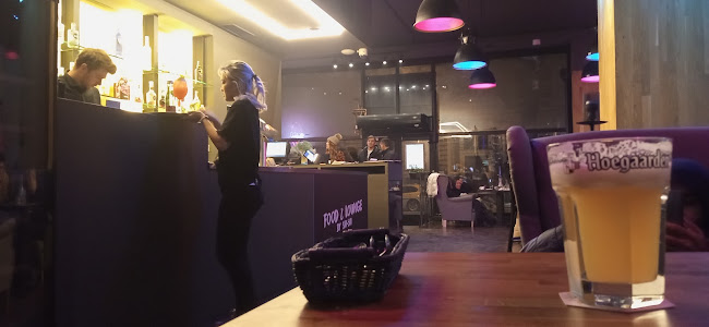 Opinii despre Food & Lounge by Shi-Shi în Praha - Gastronomie a pohostinství