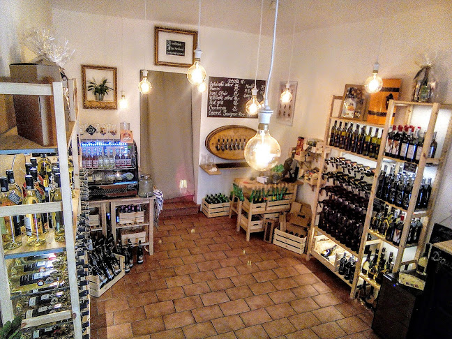 Opinii despre Vinotéka Eva în Vinohrady - Gastronomie a pohostinství