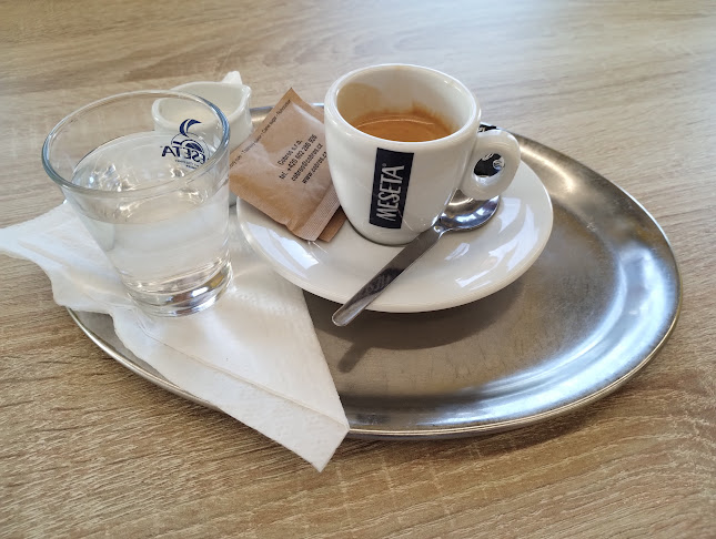 Opinii despre BOMBA Café în Plzeň 3 - Gastronomie a pohostinství