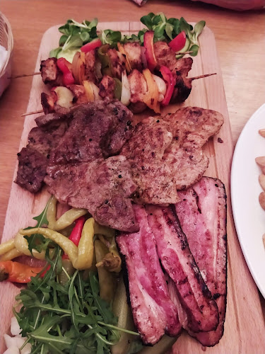 Moravská 2093/2, 360 01 Karlovy Vary 1