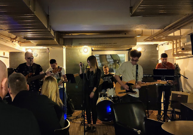 Sklep 33 - Gastronomie a pohostinství