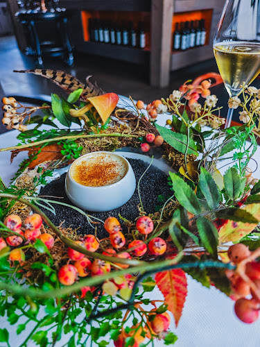 Opinii despre Restaurant a vinařství Salabka în Praha 7 - Gastronomie a pohostinství