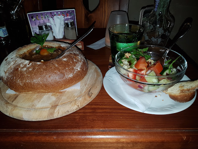 Comentarii opinii despre The Wall Pub