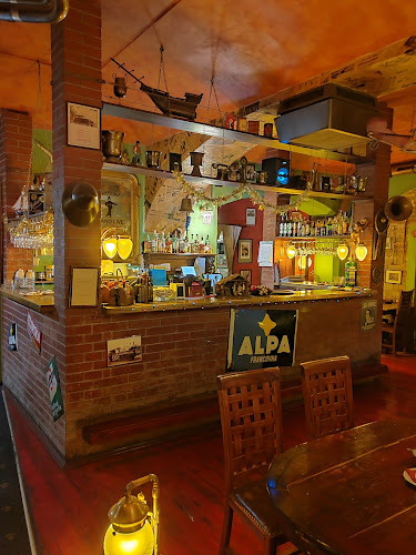 Opinii despre Hudební Charleston în Praha - Gastronomie a pohostinství