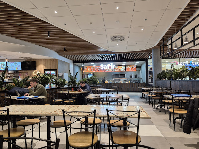 Safir - Gastronomie a pohostinství