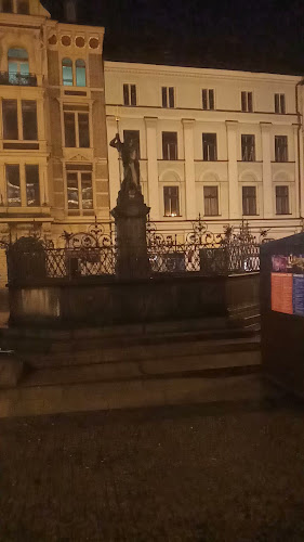 Pizza a jadranská zmrzlina