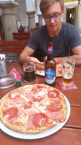 Pizzerie V Zámku - Gastronomie a pohostinství
