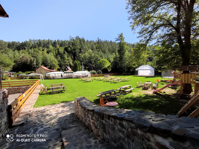 Opinii despre Restaurace a Penzion V Zátiší în Horní Lhota - Gastronomie a pohostinství