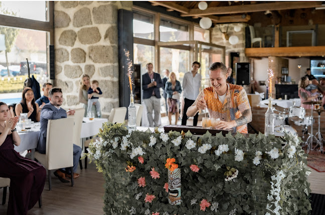 Comentarii opinii despre Štěpán Šimánek - Barmanská show a catering
