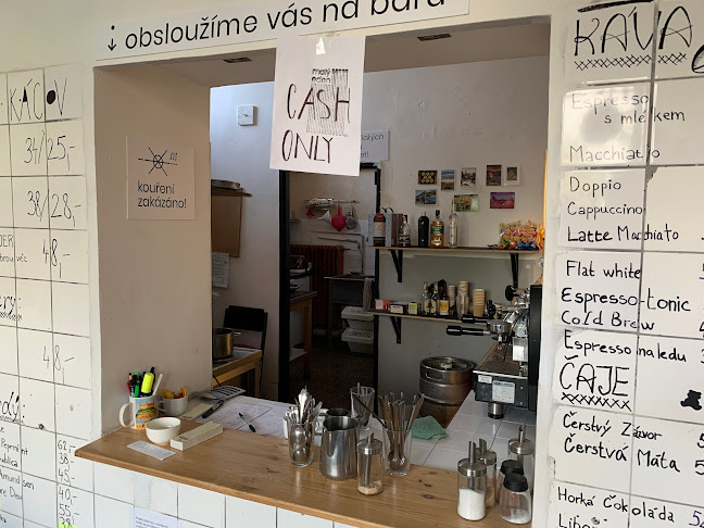 Opinii despre Komunitní centrum a kavárna Malý Eden în Praha - Gastronomie a pohostinství