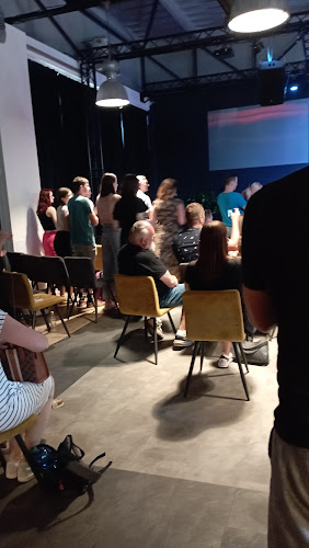 Comentarii opinii despre Crowd Cafe