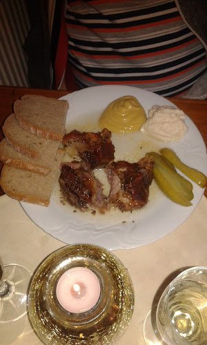 Nádražní 202, 357 35 Chodov u Karlových Var 1