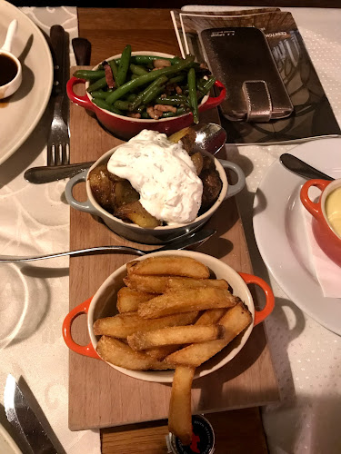 Comentarii opinii despre Bílá kráva - steaky a francouzská venkovská kuchyně