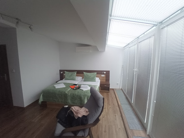 Hrdinů 1735, 430 01 Jirkov 1