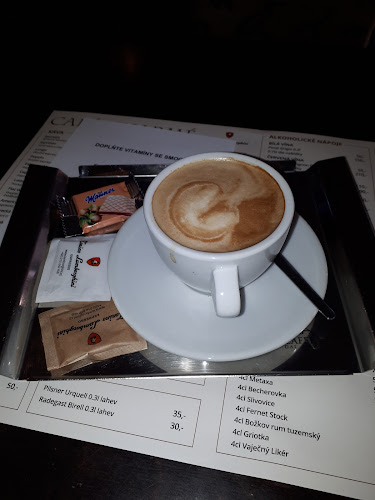 Opinii despre CAFÉ CHARMÉ în Praha - Gastronomie a pohostinství