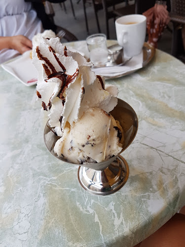 Opinii despre Cukrárna Saraj în Město - Gastronomie a pohostinství