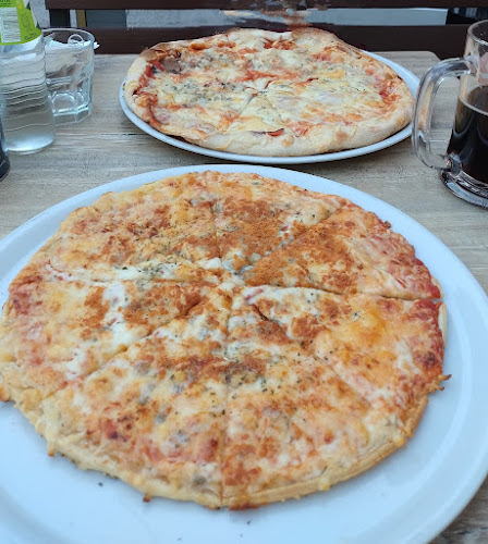 Opinii despre Pizza-doma Caffe Restaurant s velkou dětskou hernou în Plzeň 1 - Gastronomie a pohostinství