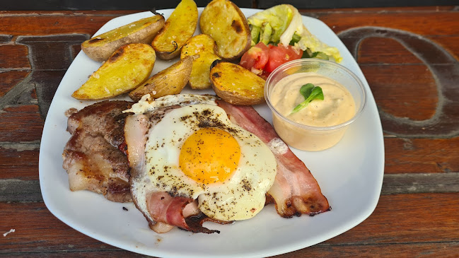 Opinii despre Restaurace U hradu în Cheb - Gastronomie a pohostinství