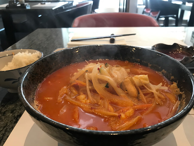 Hanil - Gastronomie a pohostinství