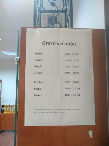 Opinii despre Vinotéka Vinofol în Mariánské Lázně - Gastronomie a pohostinství