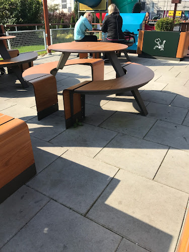 McDonald's - Gastronomie a pohostinství