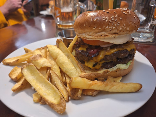 Opinii despre Burgrárna în Hradec Králové - Gastronomie a pohostinství